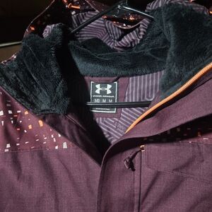 Under Armour Women's Burgundy Ski Jacket